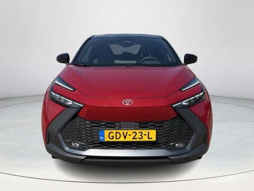 Toyota C-HR 1.8 Hybrid 140 First Edition **NAVIGATIE/ 360 CAMERA/ DODEHOEK DETECTIE/ 36 MAANDEN GARANTIE** ActivLease financial lease