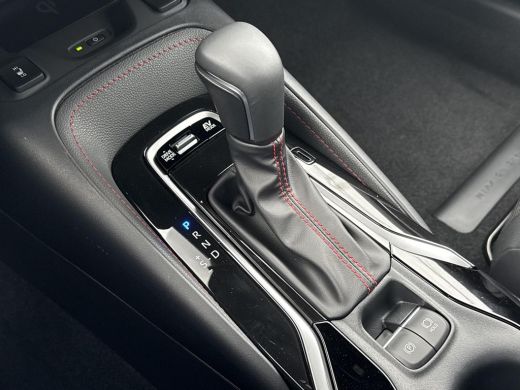 Toyota Corolla Touring Sports Hybrid 180 GR Sport **NIEUWE AUTO/ GR SPORT PLUS PACK/ DIRECT LEVERBAAR** ActivLease financial lease