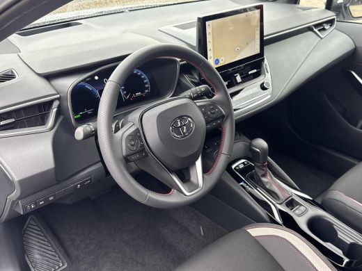 Toyota Corolla Touring Sports Hybrid 180 GR Sport **NIEUWE AUTO/ GR SPORT PLUS PACK/ DIRECT LEVERBAAR** ActivLease financial lease