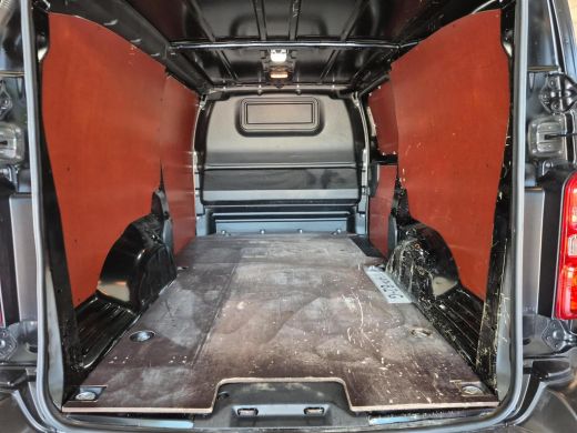 Toyota ProAce 2.0 D-4D Navigator Long | Automaat  | Trekhaak | Navigatie | Stoelverwarming | ActivLease financial lease