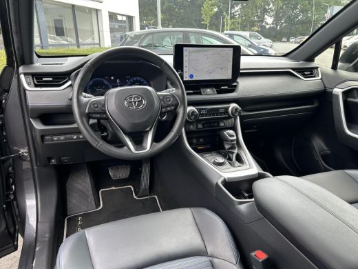 Toyota RAV4 2.5 Hybrid AWD Bi-Tone ActivLease financial lease