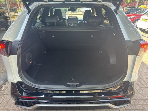 Toyota RAV4 2.5 Hybrid AWD GR SPORT PLUS | 06-10141018 Voor meer informatie ActivLease financial lease