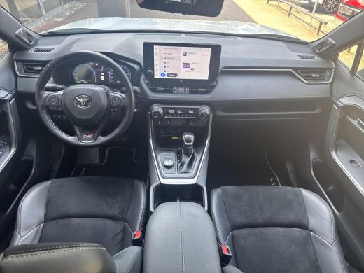 Toyota RAV4 2.5 Hybrid AWD GR SPORT PLUS | 06-10141018 Voor meer informatie ActivLease financial lease