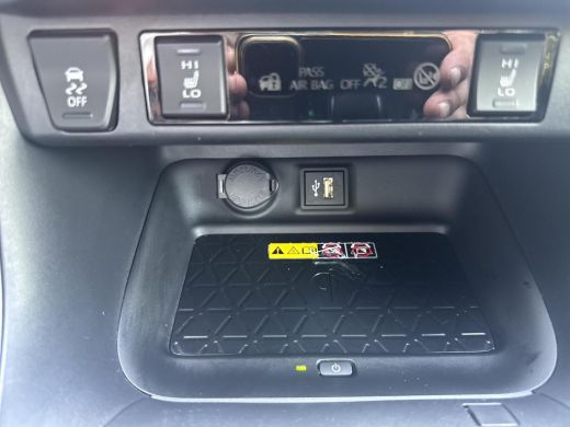 Toyota RAV4 2.5 Hybrid AWD GR SPORT PLUS | 06-10141018 Voor meer informatie ActivLease financial lease