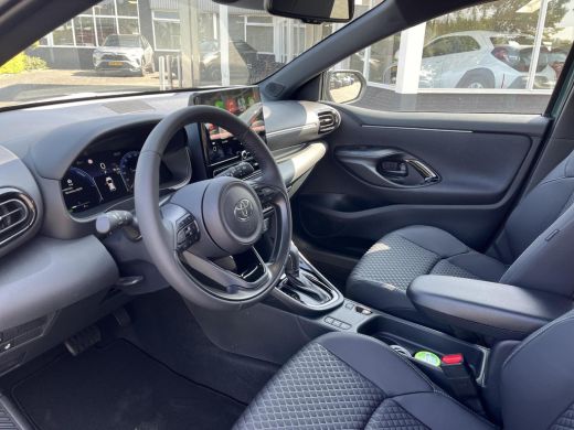Toyota Yaris 1.5 Hybrid 130 Executive | Forest Green | Demo ActivLease financial lease