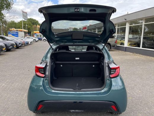 Toyota Yaris 1.5 Hybrid 130 Executive | Forest Green | Demo ActivLease financial lease