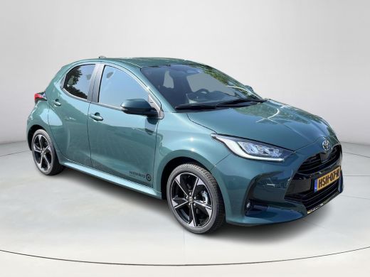 Toyota Yaris 1.5 Hybrid 130 Executive | Forest Green | Demo ActivLease financial lease