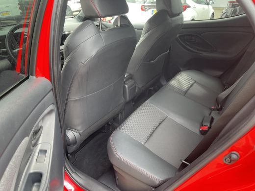 Toyota Yaris 1.5 Hybrid Launch Edition ActivLease financial lease
