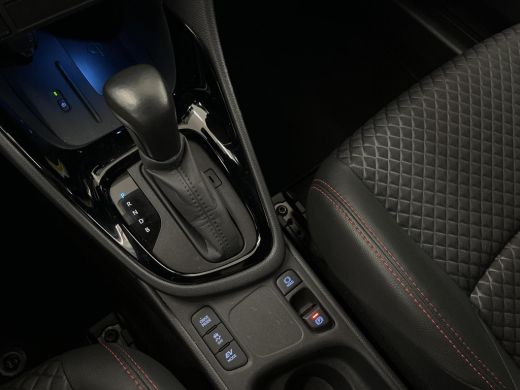 Toyota Yaris 1.5 Hybrid Launch Edition ActivLease financial lease