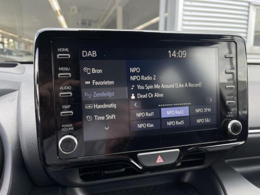 Toyota Yaris 1.5 Hybrid Launch Edition ActivLease financial lease