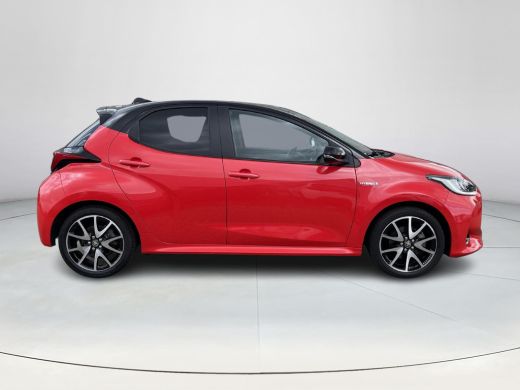 Toyota Yaris 1.5 Hybrid Launch Edition ActivLease financial lease