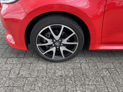 Toyota Yaris 1.5 Hybrid Launch Edition ActivLease financial lease