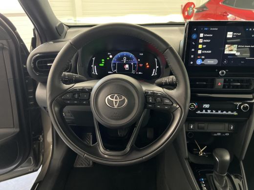 Toyota Yaris Cross 1.5 Hybrid Dynamic ActivLease financial lease