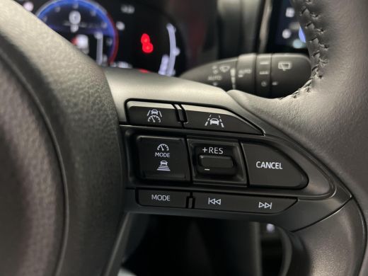 Toyota Yaris Cross 1.5 Hybrid Dynamic ActivLease financial lease