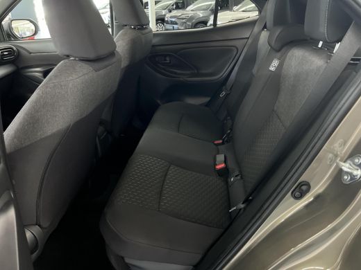 Toyota Yaris Cross 1.5 Hybrid Dynamic ActivLease financial lease