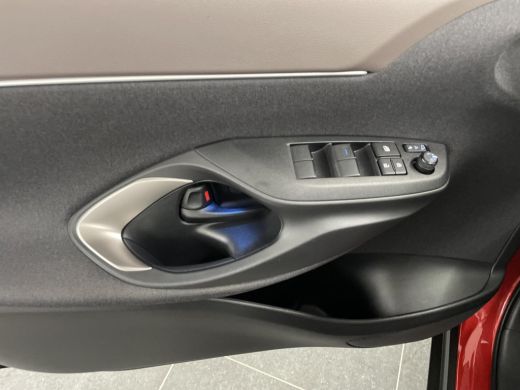 Toyota Yaris Cross 1.5 Hybrid Executive Bi-tone ActivLease financial lease