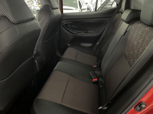 Toyota Yaris Cross 1.5 Hybrid Executive Bi-tone ActivLease financial lease