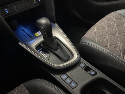 Toyota Yaris Cross 1.5 Hybrid Executive Bi-tone ActivLease financial lease