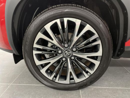 Toyota Yaris Cross 1.5 Hybrid Executive Bi-tone ActivLease financial lease