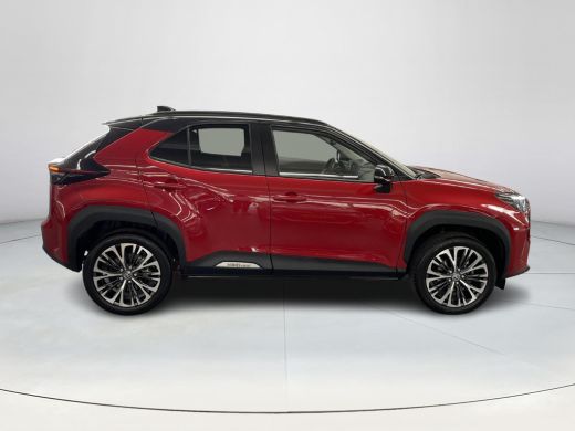 Toyota Yaris Cross 1.5 Hybrid Executive Bi-tone ActivLease financial lease