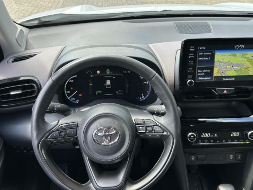 Toyota Yaris Cross 1.5 Hybrid Executive Bi-tone ActivLease financial lease