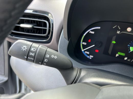 Toyota Yaris Cross 1.5 Hybrid Executive Bi-tone ActivLease financial lease