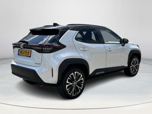Toyota Yaris Cross 1.5 Hybrid Executive Bi-tone ActivLease financial lease