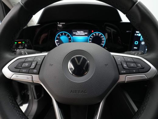 Volkswagen Golf 1.0 TSI 90pk Navi via App Pdc Clima Acc 315 ActivLease financial lease