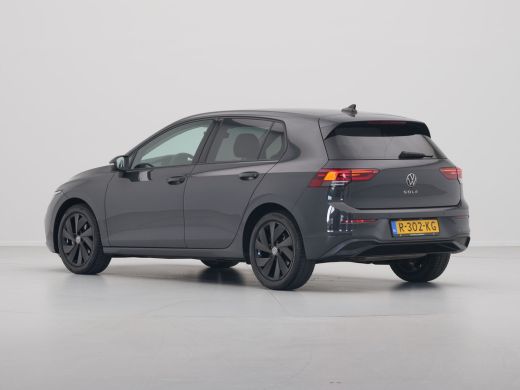 Volkswagen Golf 1.0 TSI 90pk Navi via App Pdc Clima Acc 315 ActivLease financial lease