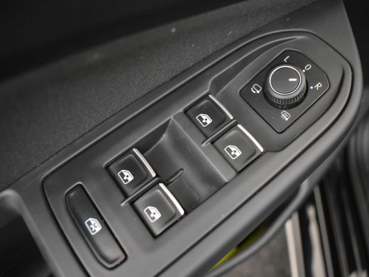 Volkswagen Golf 204pk |  Dodehoekdetectie | Elektrische bestuurdersstoel met geheugen | Dodehoekdetectie | Naviga... ActivLease financial lease