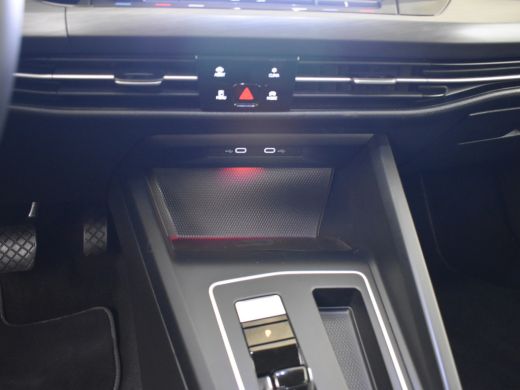 Volkswagen Golf 204pk |  Dodehoekdetectie | Elektrische bestuurdersstoel met geheugen | Dodehoekdetectie | Naviga... ActivLease financial lease