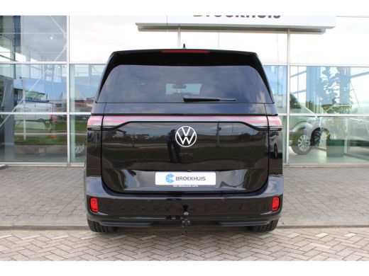 Volkswagen ID. Buzz GTX 86 kWh | 340 pk | LWB | Trekhaak | 7-zits | 360° camera | PDC | Adaptive Cruise | Stoelverwam... ActivLease financial lease