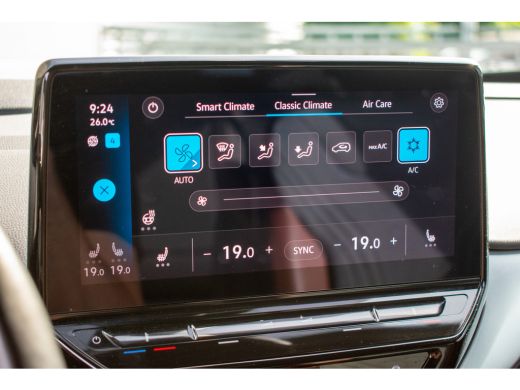 Volkswagen ID.4 First 77 kWh -ACC- A camara-Trekhaak- ActivLease financial lease