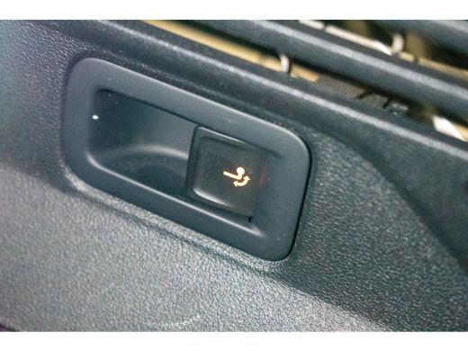 Volkswagen ID.4 First 77 kWh -ACC- A camara-Trekhaak- ActivLease financial lease