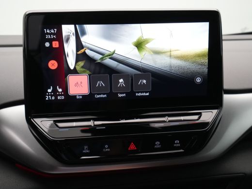 Volkswagen ID.4 First 77 kWh 204pk Navigatie Camera Stoelverwarming Acc demo JB ActivLease financial lease