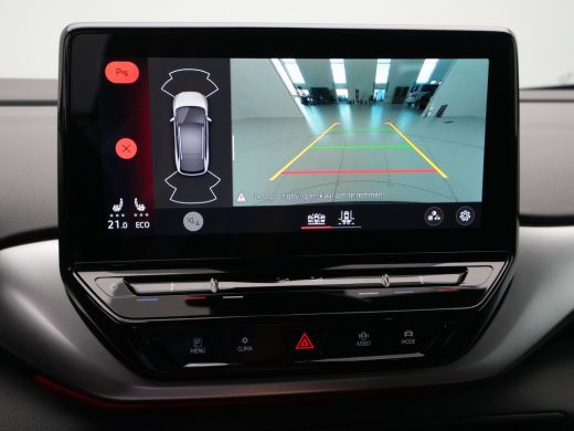 Volkswagen ID.4 First 77 kWh 204pk Navigatie Camera Stoelverwarming Acc demo JB ActivLease financial lease