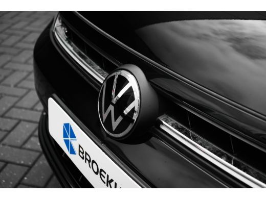 Volkswagen Polo R-Line Business | 'App-Connect' draadloze smartphone integratie | Achterlichten LED, luxe uitgevo... ActivLease financial lease