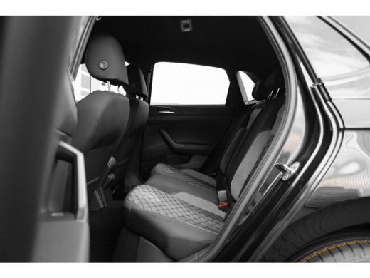Volkswagen Polo R-Line Business | 'App-Connect' draadloze smartphone integratie | Achterlichten LED, luxe uitgevo... ActivLease financial lease