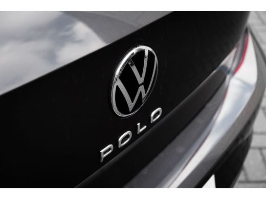 Volkswagen Polo R-Line Edition | 'App-Connect' draadloze smartphone integratie | Achterlichten LED | Afstandscont... ActivLease financial lease