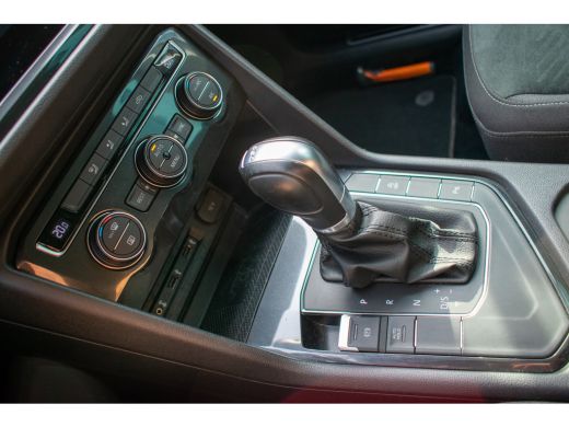 Volkswagen Tiguan 1.4 TSI Highline R-line -ACC-Navi-Led-Trekhaak- ActivLease financial lease