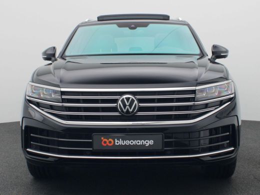 Volkswagen Touareg 3.0 TSi eHybrid 4MOTION Elegance 381PK DSG 360 gr. camera, head-up, trekhaak, leder, stoelventila... ActivLease financial lease