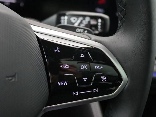 Volkswagen Touareg 3.0 TSi eHybrid 4MOTION Elegance 381PK DSG 360 gr. camera, head-up, trekhaak, leder, stoelventila... ActivLease financial lease