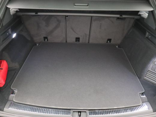 Volkswagen Touareg 3.0 TSi eHybrid 4MOTION Elegance 381PK DSG 360 gr. camera, head-up, trekhaak, leder, stoelventila... ActivLease financial lease