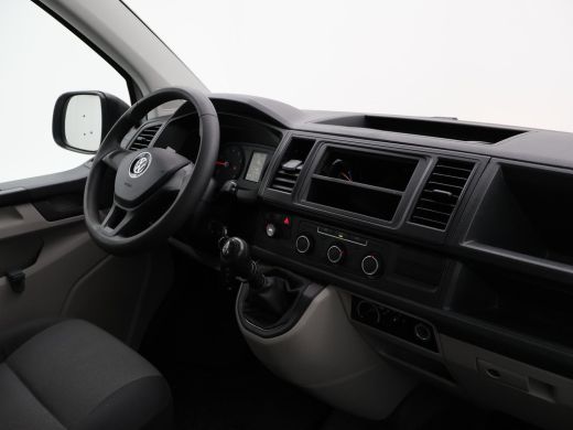 Volkswagen Transporter 2.0 150 PK TSI CNG AARDGAS *EXCL. BTW!* 9-PERSOONS + AIRCO ActivLease financial lease