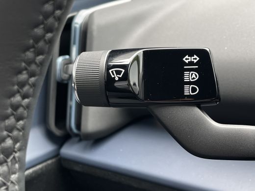 Volvo  EX30 Single M. Extended Range P | 11 kW lader | Achteropkomend verkeer waarschuwing | Achteruitrijcamera ActivLease financial lease