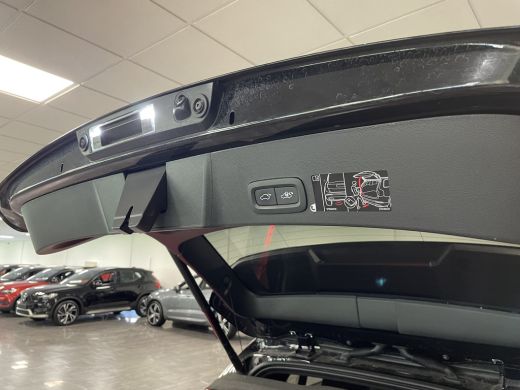 Volvo  XC40 Recharge Single Motor Plus | Trekhaak | Adaptieve Cruise Control | Stoel en Stuurwielverwarming |... ActivLease financial lease