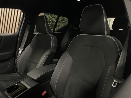 Volvo  XC40 Recharge Single Motor Plus | Trekhaak | Adaptieve Cruise Control | Stoel en Stuurwielverwarming |... ActivLease financial lease