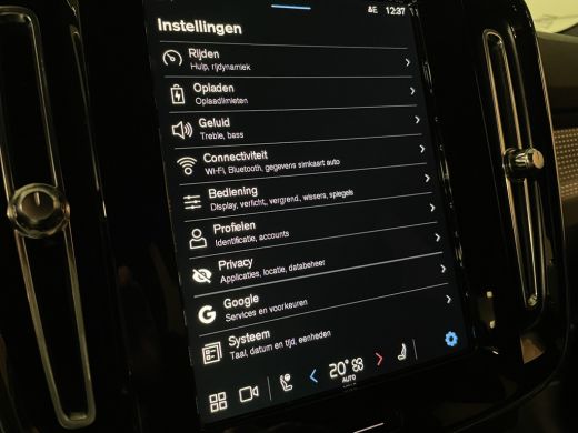 Volvo  XC40 Recharge Single Motor Plus | Trekhaak | Adaptieve Cruise Control | Stoel en Stuurwielverwarming |... ActivLease financial lease