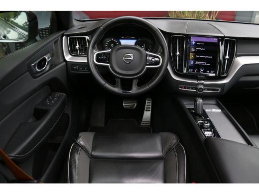 Volvo  XC60 2.0 T8 AWD Polestar Engineered | Panoramadak | Harman/Kardon | Pilot Assist | Trekhaak | 360 Came... ActivLease financial lease
