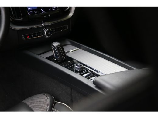 Volvo  XC60 2.0 T8 AWD Polestar Engineered | Panoramadak | Harman/Kardon | Pilot Assist | Trekhaak | 360 Came... ActivLease financial lease